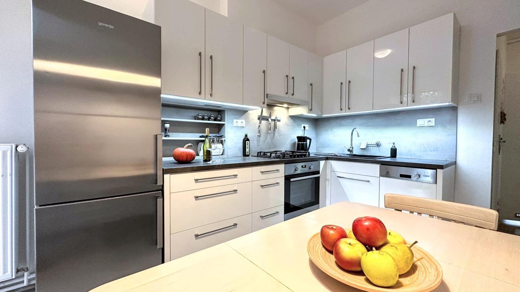 Apartman S Balkonem U Parku & 15 Minut Do Centra برنو المظهر الخارجي الصورة